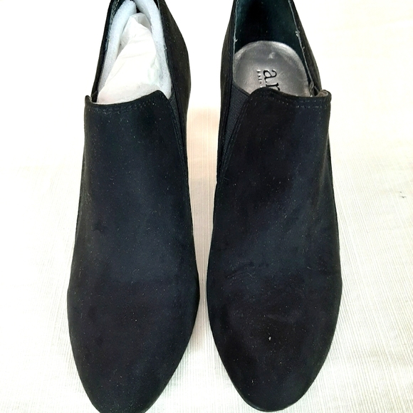 a.n.a Shoes - N W/O T a.n.a black size 9m Anklets